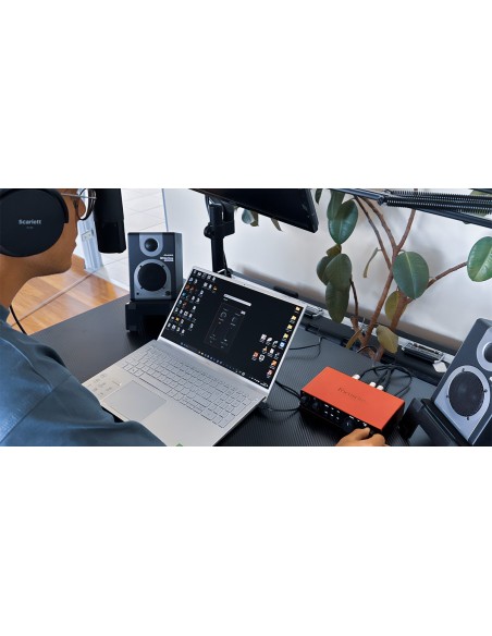 Scarlett 2i2 Studio 4th Gen
