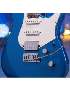 Yamaha Pacifica Standard... 2