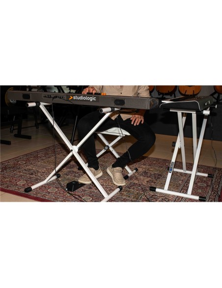 T10-WH "X" Keyboard Stand