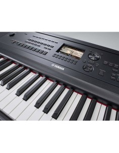 Yamaha DGX670B 2