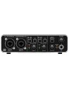 BEHRINGER UMC202HD