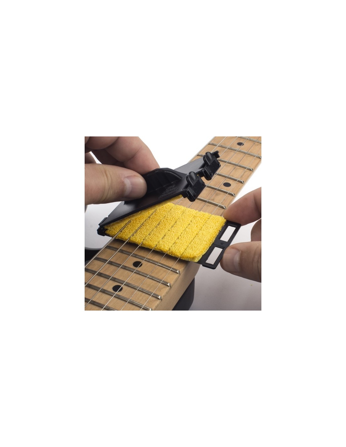 The String Cleaner Guitar