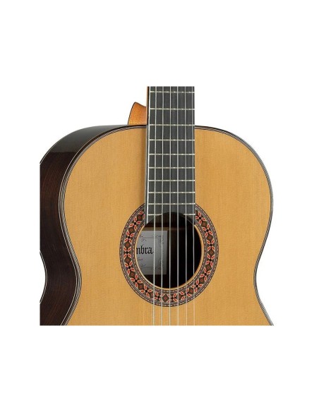 Alhambra 8 P con Case Rigido