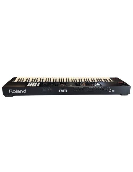 ROLAND FA-08 Usata