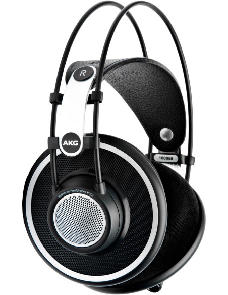 AKG K702