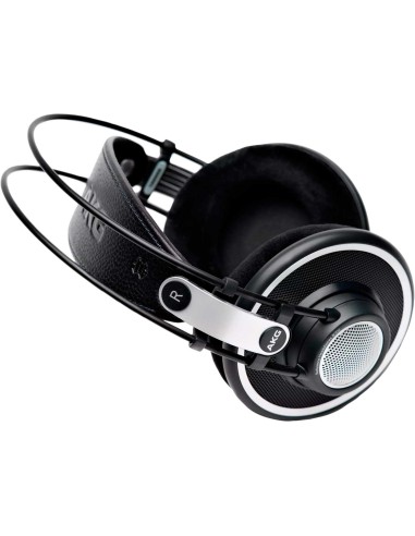 AKG K702